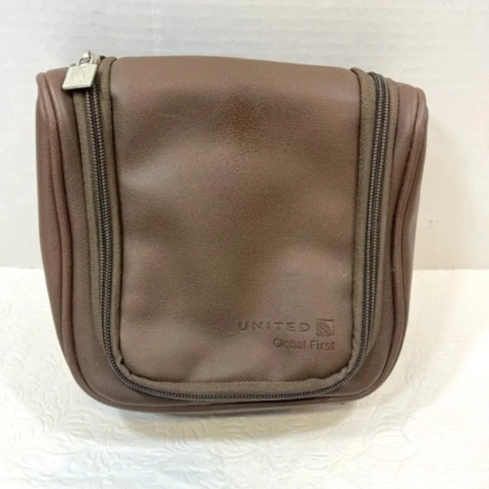 United Global First Airline Brown Toiletry Shaving Cosmetic Zip Travel Bag7x7.5